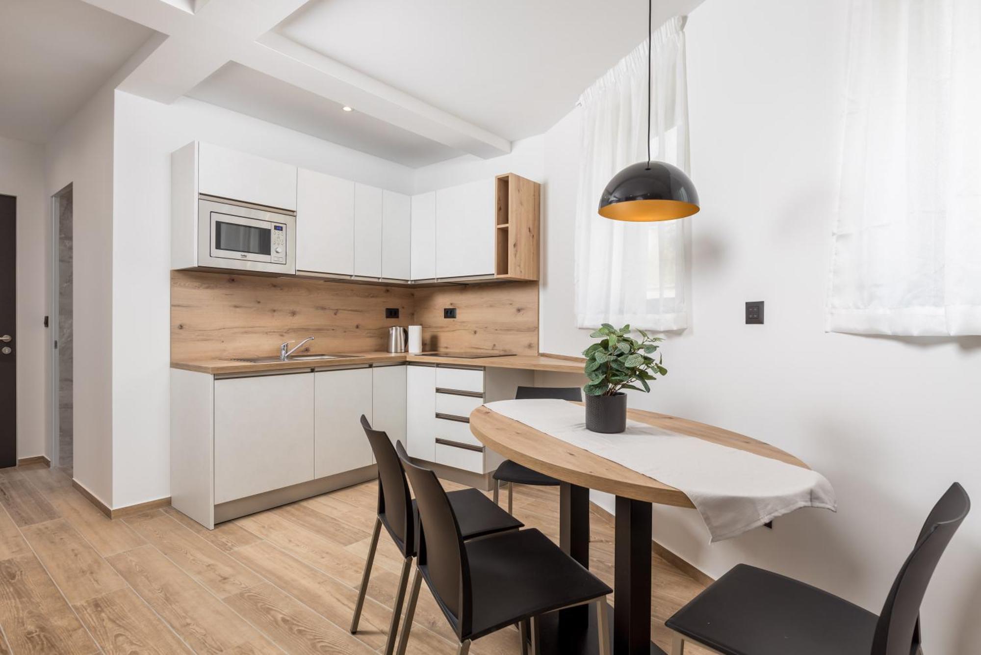 Belinda Apartments With Balcony & Private Parking Opatija Extérieur photo