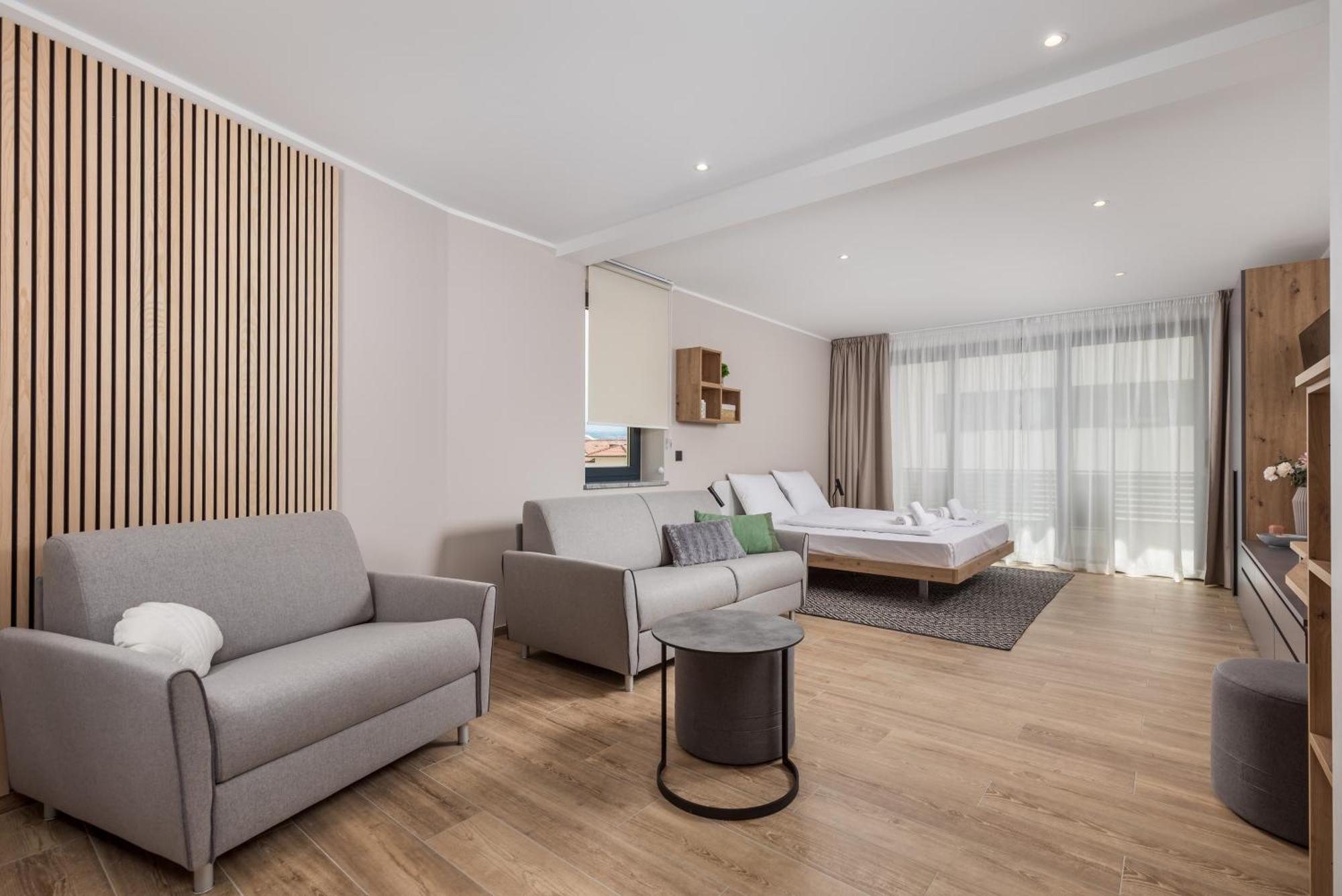 Belinda Apartments With Balcony & Private Parking Opatija Extérieur photo