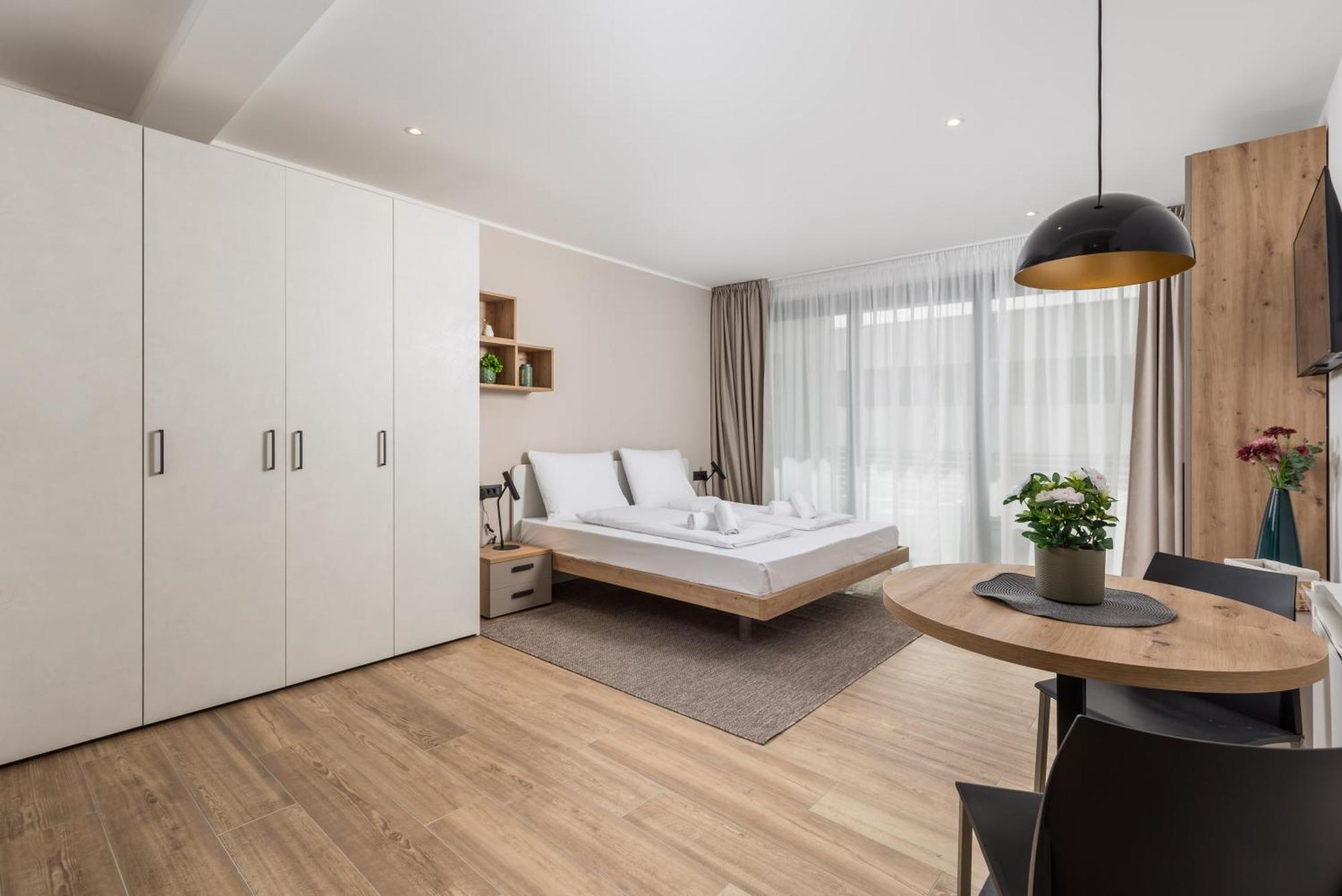 Belinda Apartments With Balcony & Private Parking Opatija Extérieur photo