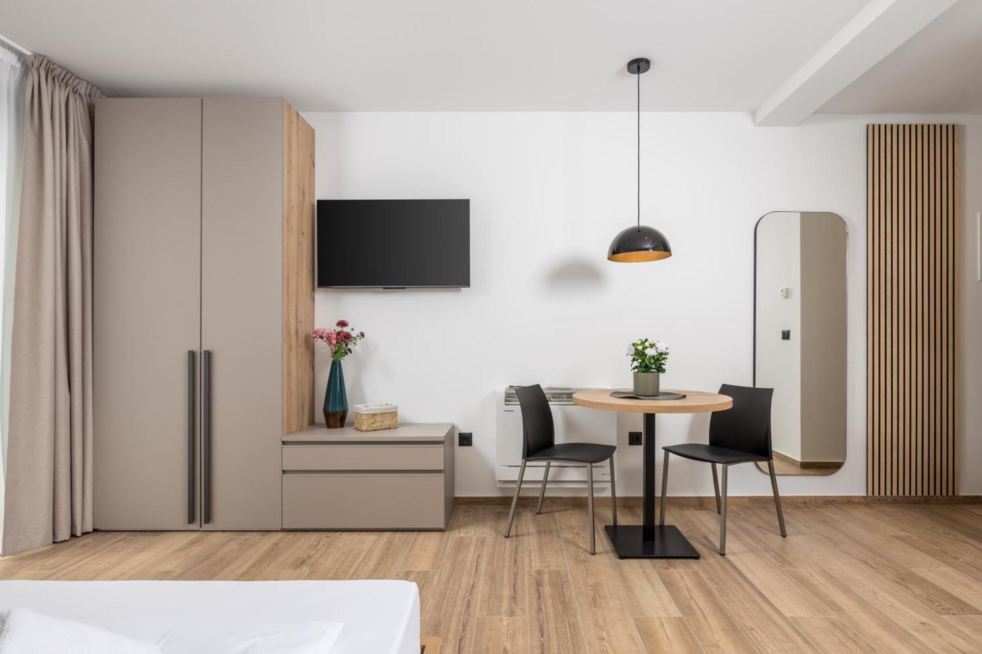 Belinda Apartments With Balcony & Private Parking Opatija Extérieur photo