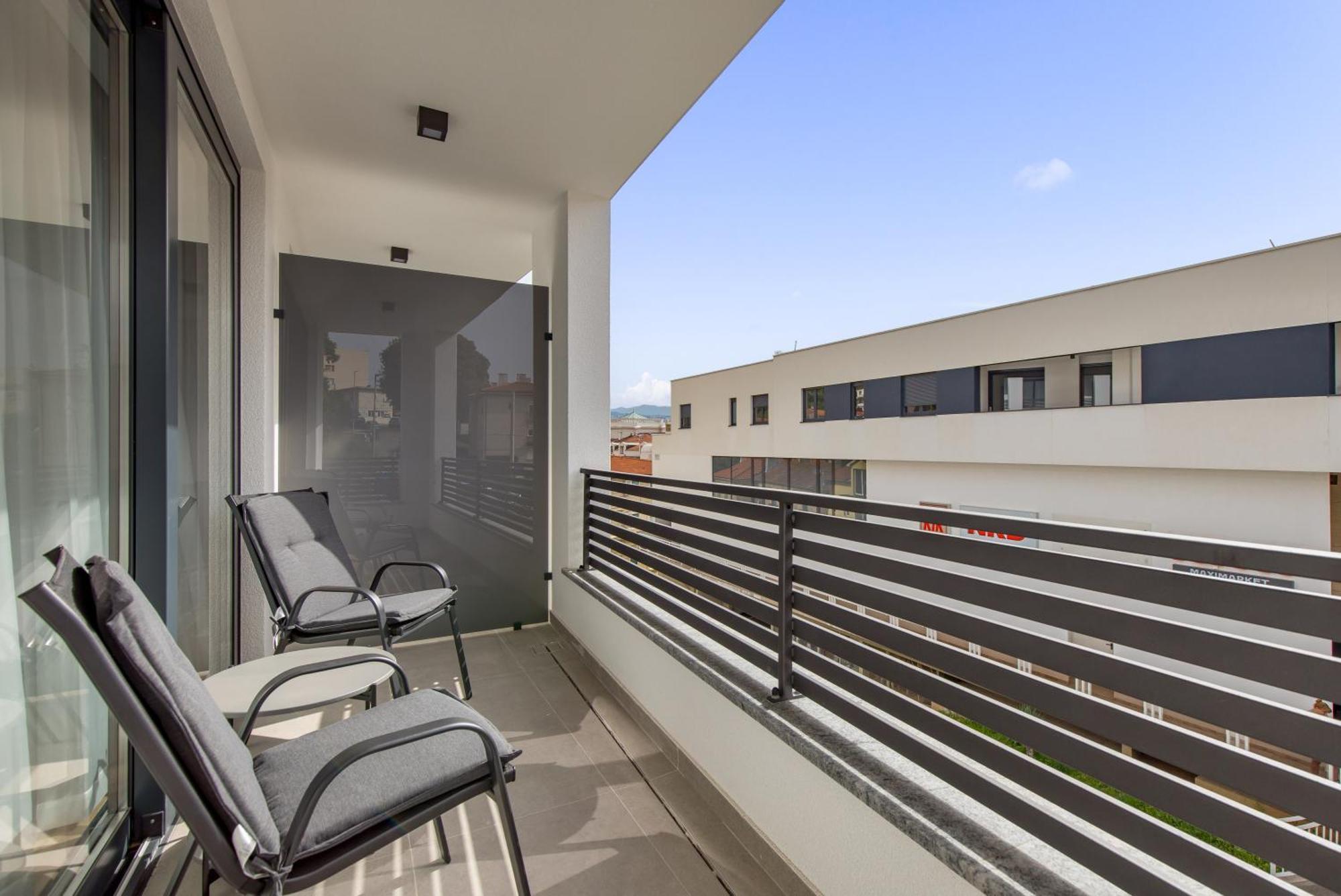 Belinda Apartments With Balcony & Private Parking Opatija Extérieur photo