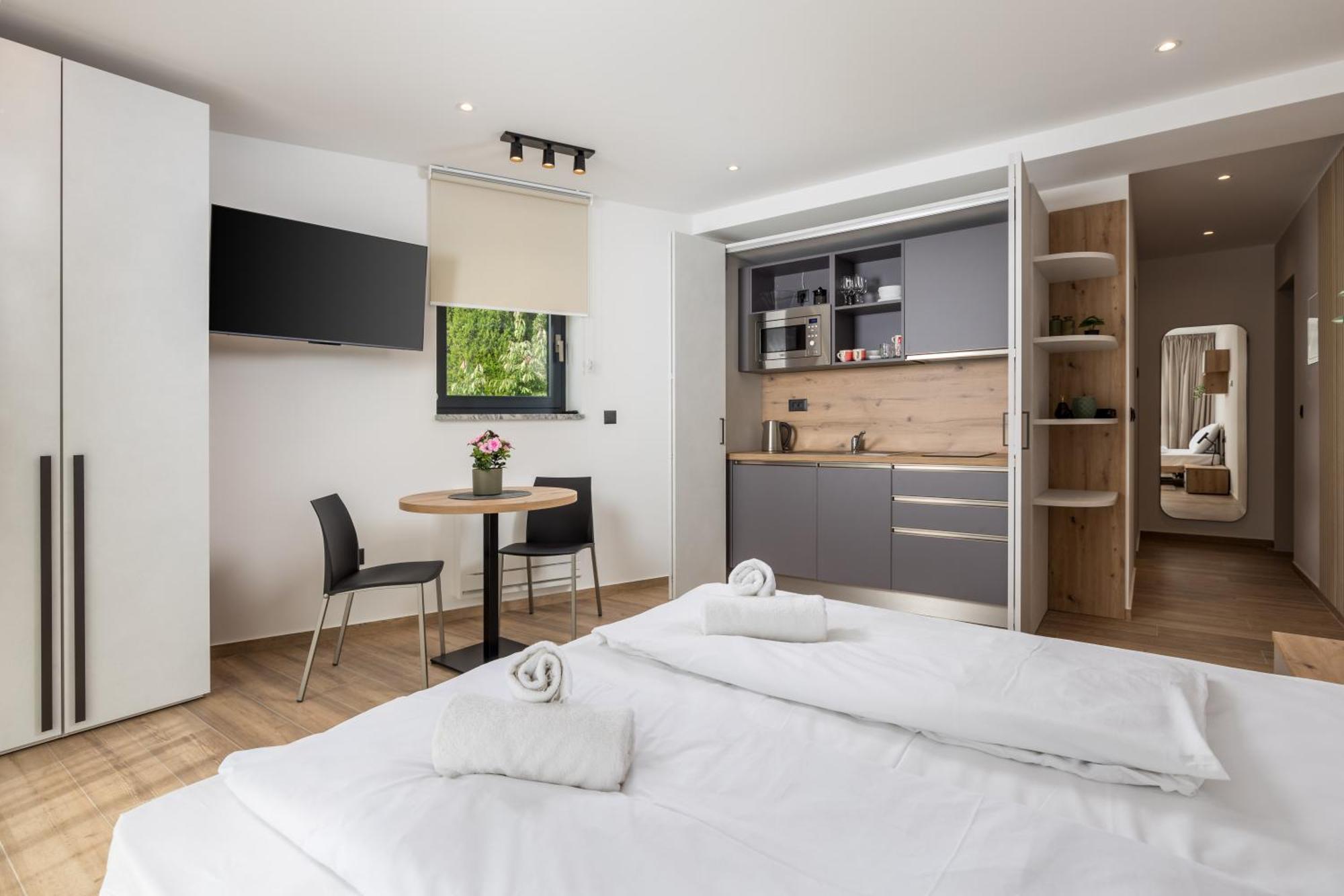 Belinda Apartments With Balcony & Private Parking Opatija Extérieur photo