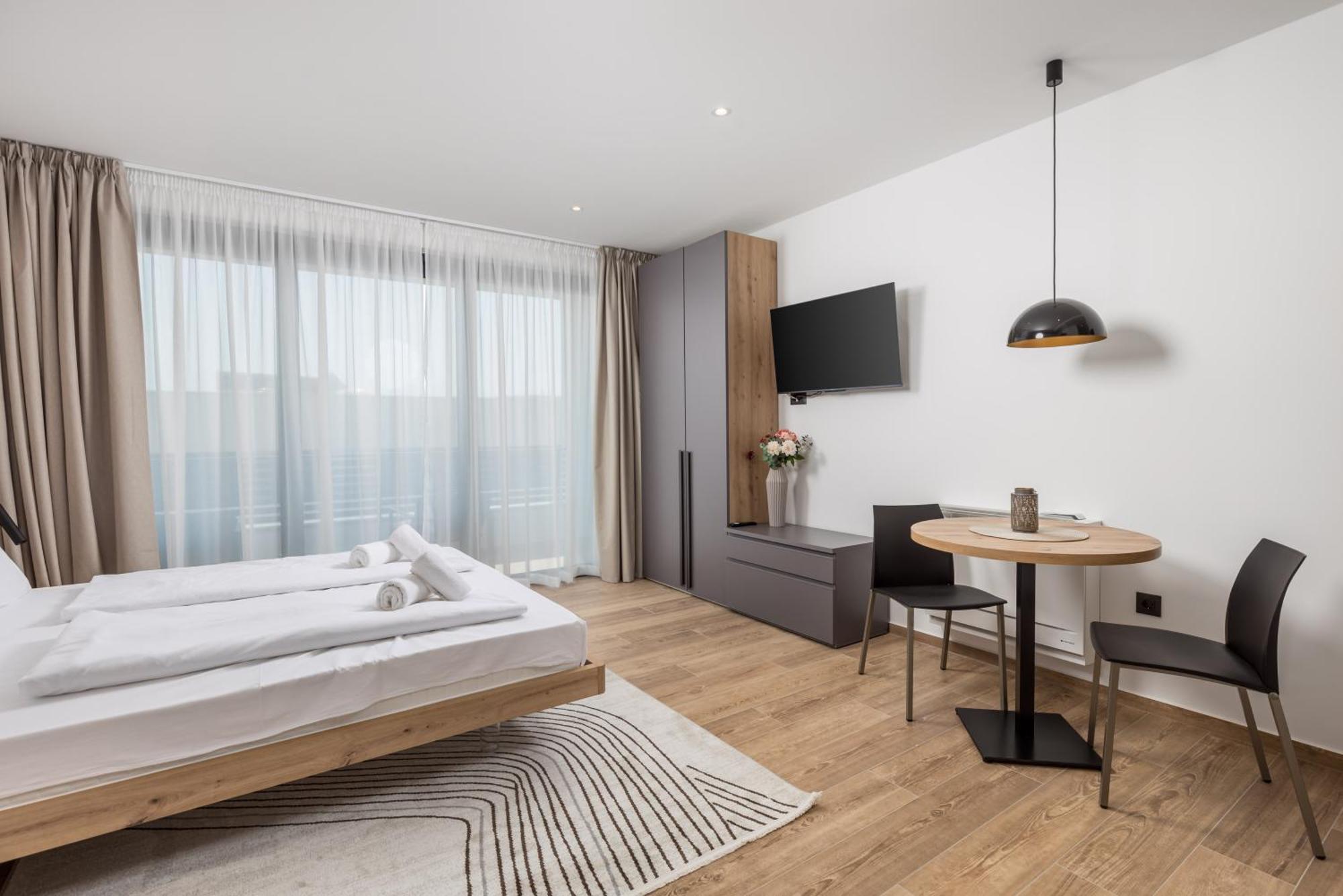 Belinda Apartments With Balcony & Private Parking Opatija Extérieur photo