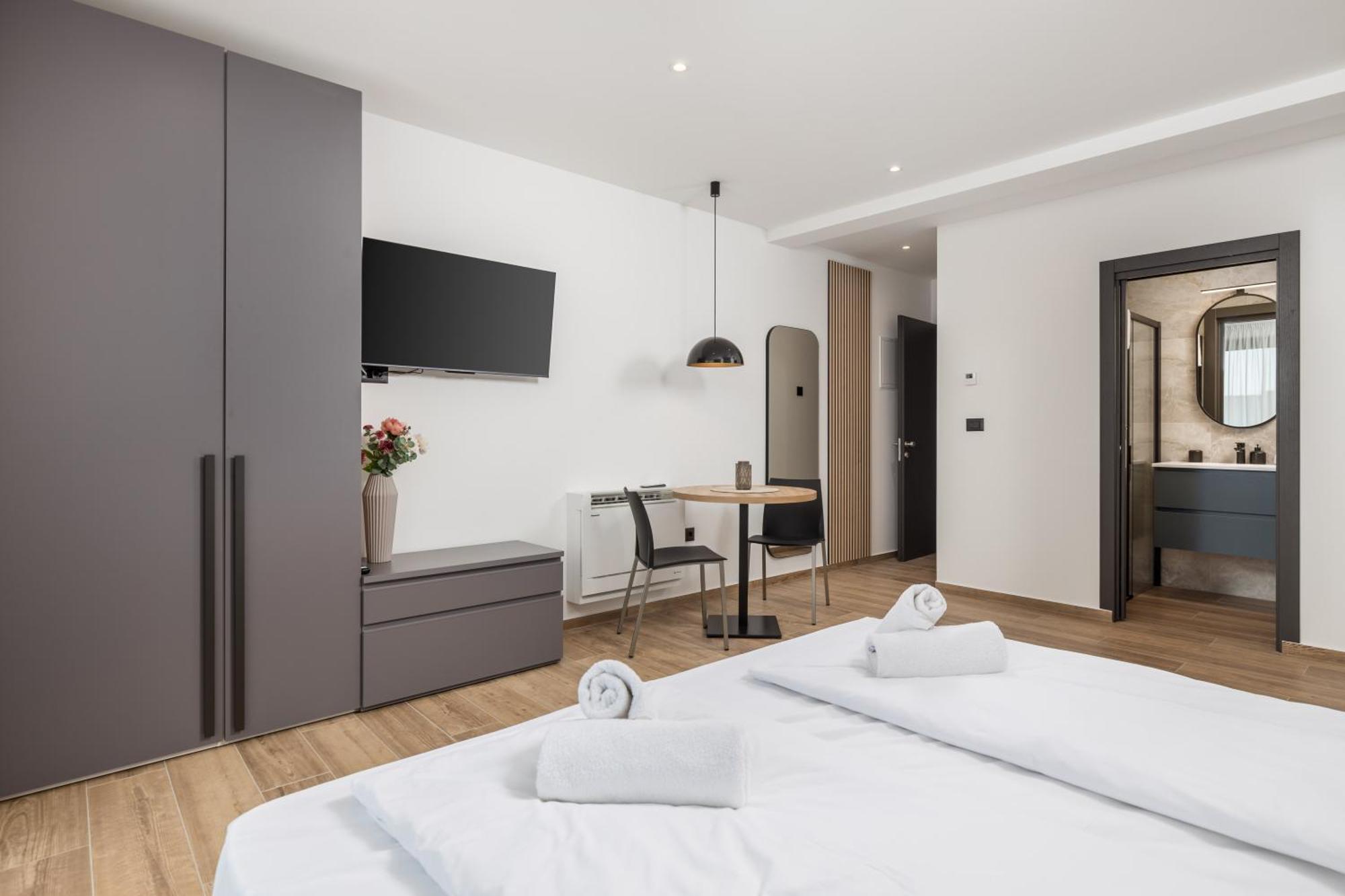 Belinda Apartments With Balcony & Private Parking Opatija Extérieur photo