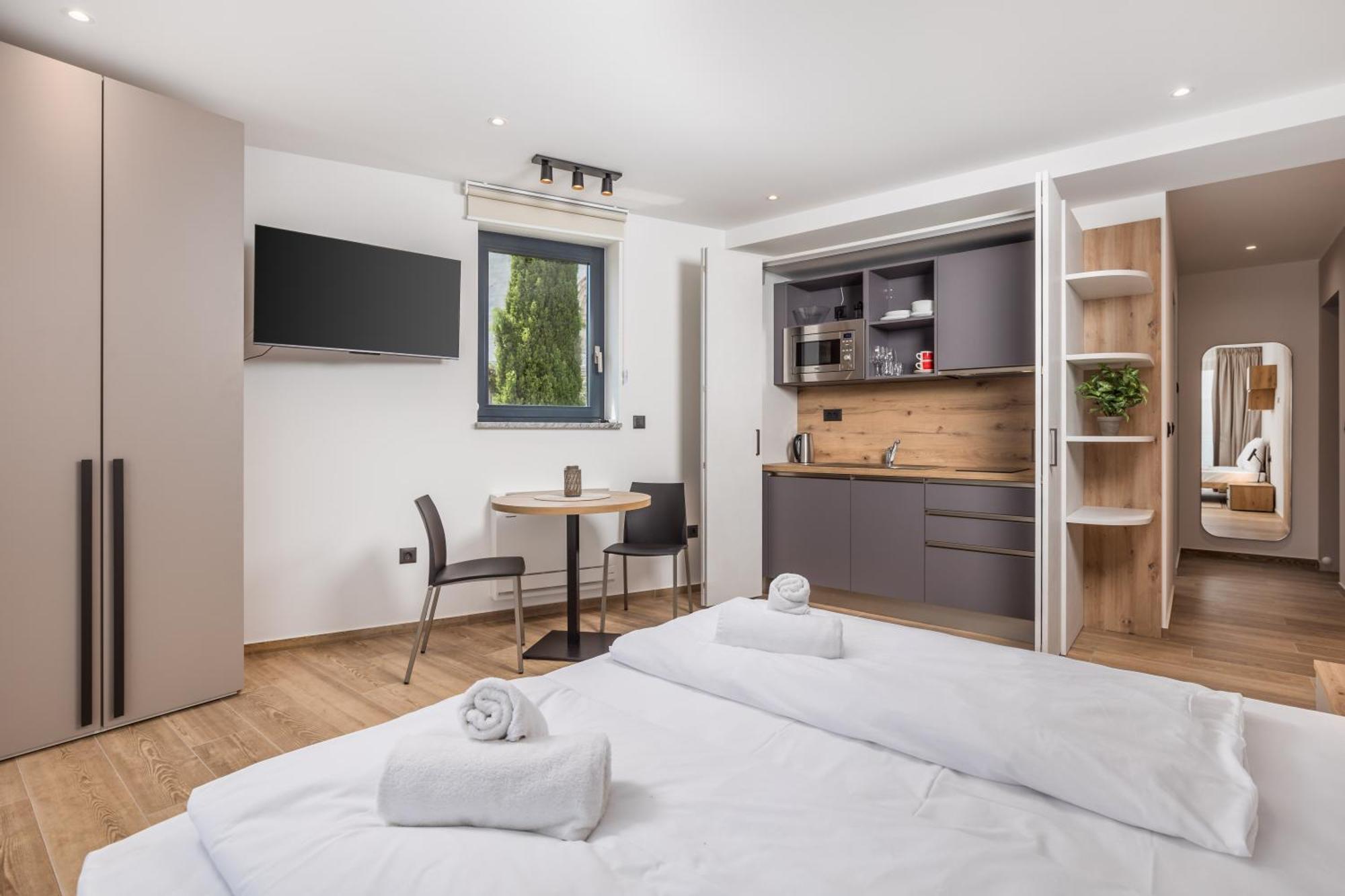Belinda Apartments With Balcony & Private Parking Opatija Extérieur photo