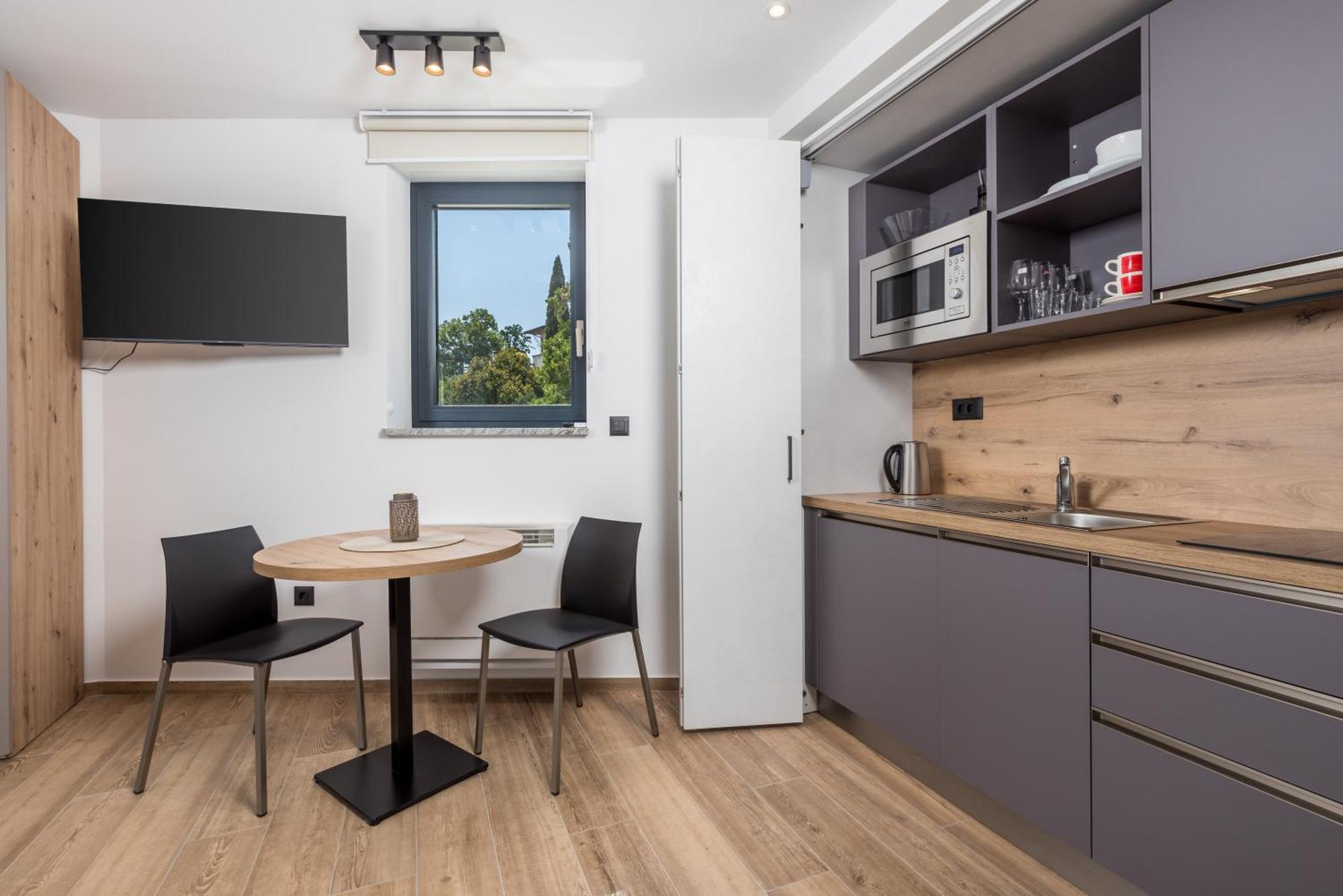 Belinda Apartments With Balcony & Private Parking Opatija Extérieur photo